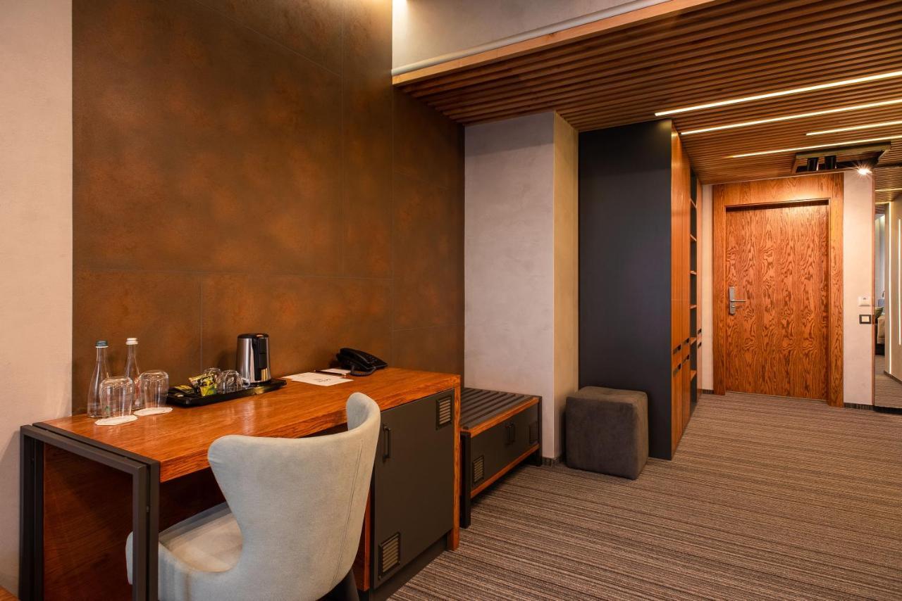 Mojo Boutique Hotel Lutsʼk 外观 照片